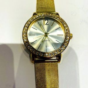 Victoria Wieck Beverly Hills Large Face Rhinestone